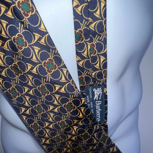 Vintage Burberry’s men’s French horn silk necktie